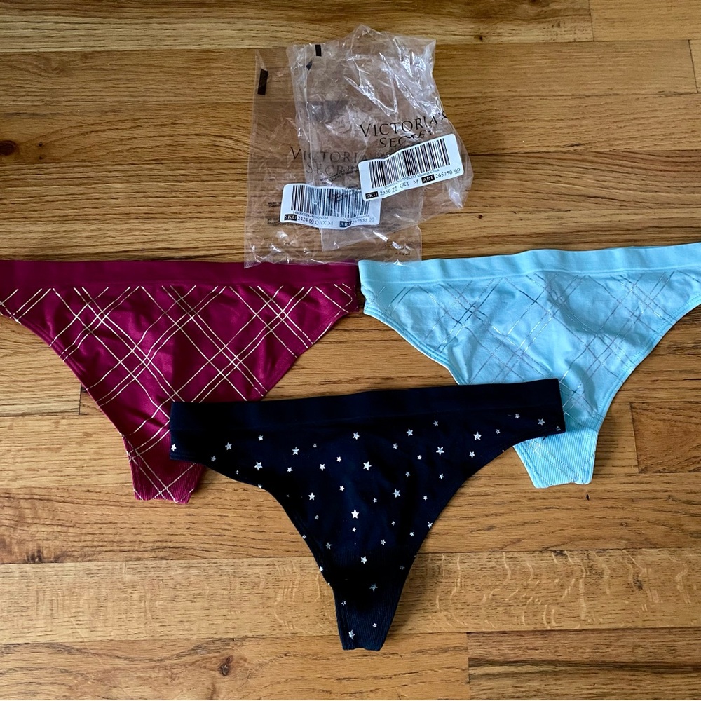 Victoria’s Secret Seamless Thong Panty Smoothing Contour Medium NWT